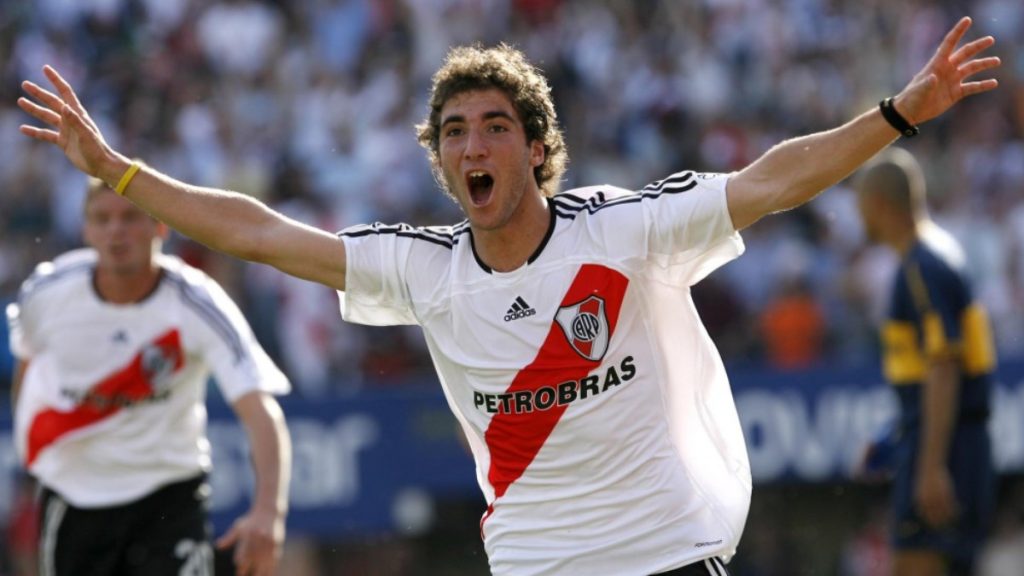 Tiểu sử Gonzalo Higuaín - Footbalium