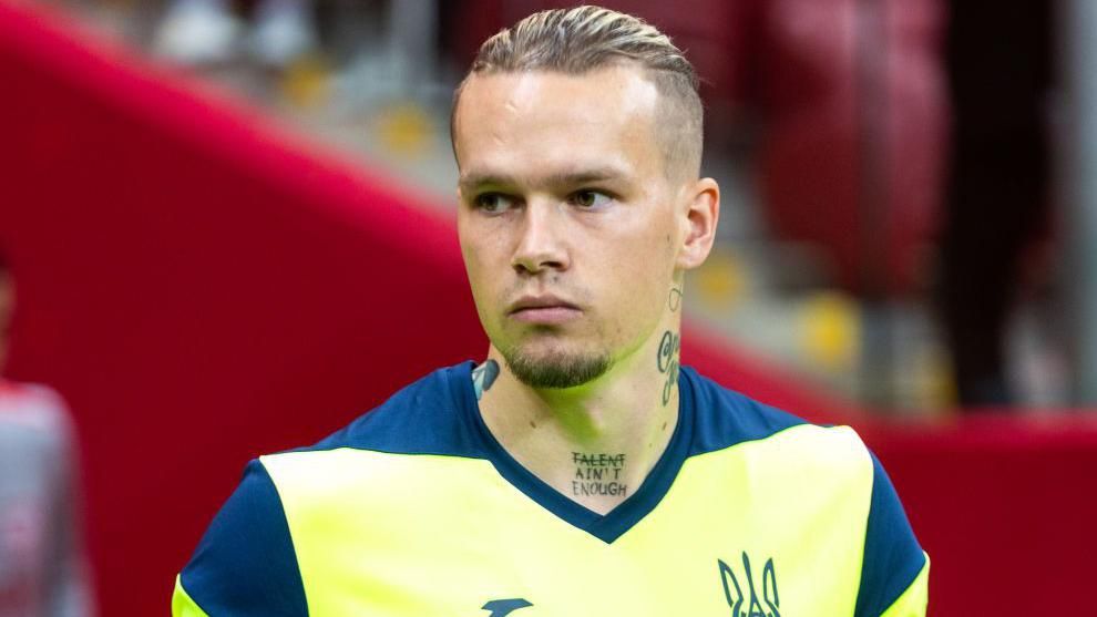 Mykhailo Mudryk thi đấu Euro khi quê hương 'bị ném bom bằng tên lửa' - BBC Sport